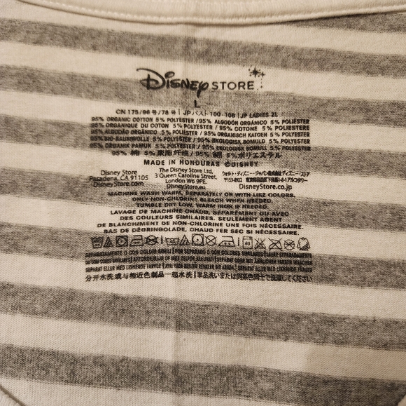 NWOT Disney Parks Winnie the Pooh Tee - Picture 5 of 7